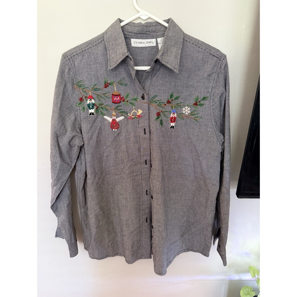 Victoria Jones Button Down Shirt Womens M Black Embroidered Angel Applique